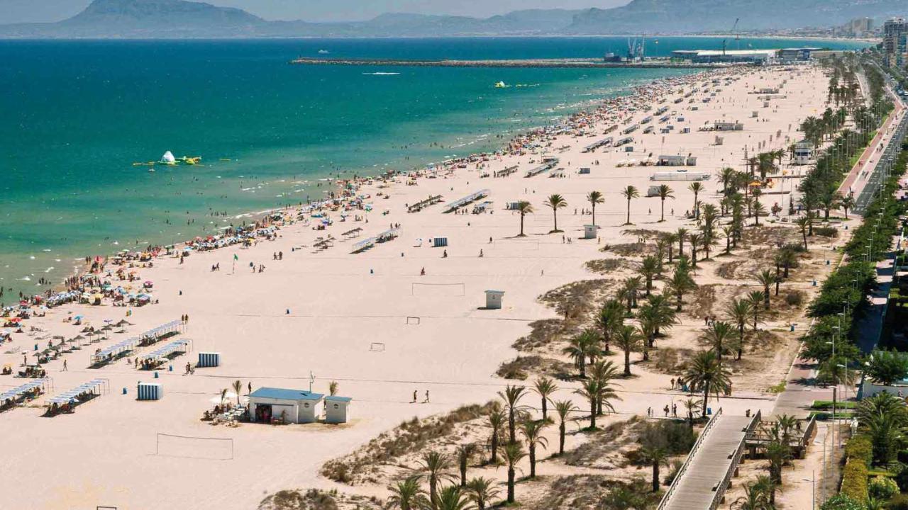 Barraques 65 Playa De Gandia Solo Para Familias Εξωτερικό φωτογραφία